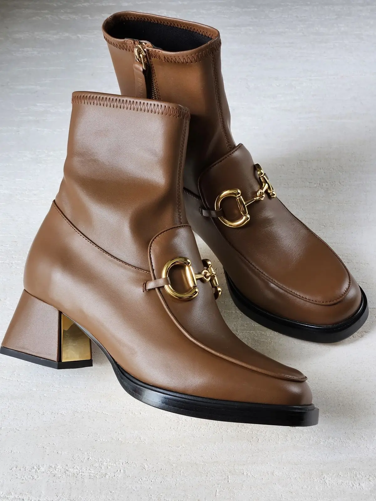 GUCCI Horsebit Leather Ankle Boot GUCCI Horsebit Leather Ankle Boot