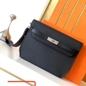 Hermès Kelly Depeche 25 Bag