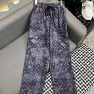 Louis Vuitton Dark Blue Hot Jeans for Women