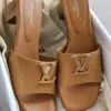 LOUSE VUITTON