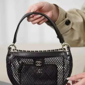 CHANEL Mesh Shiny Lambskin Clutch With Chain Black