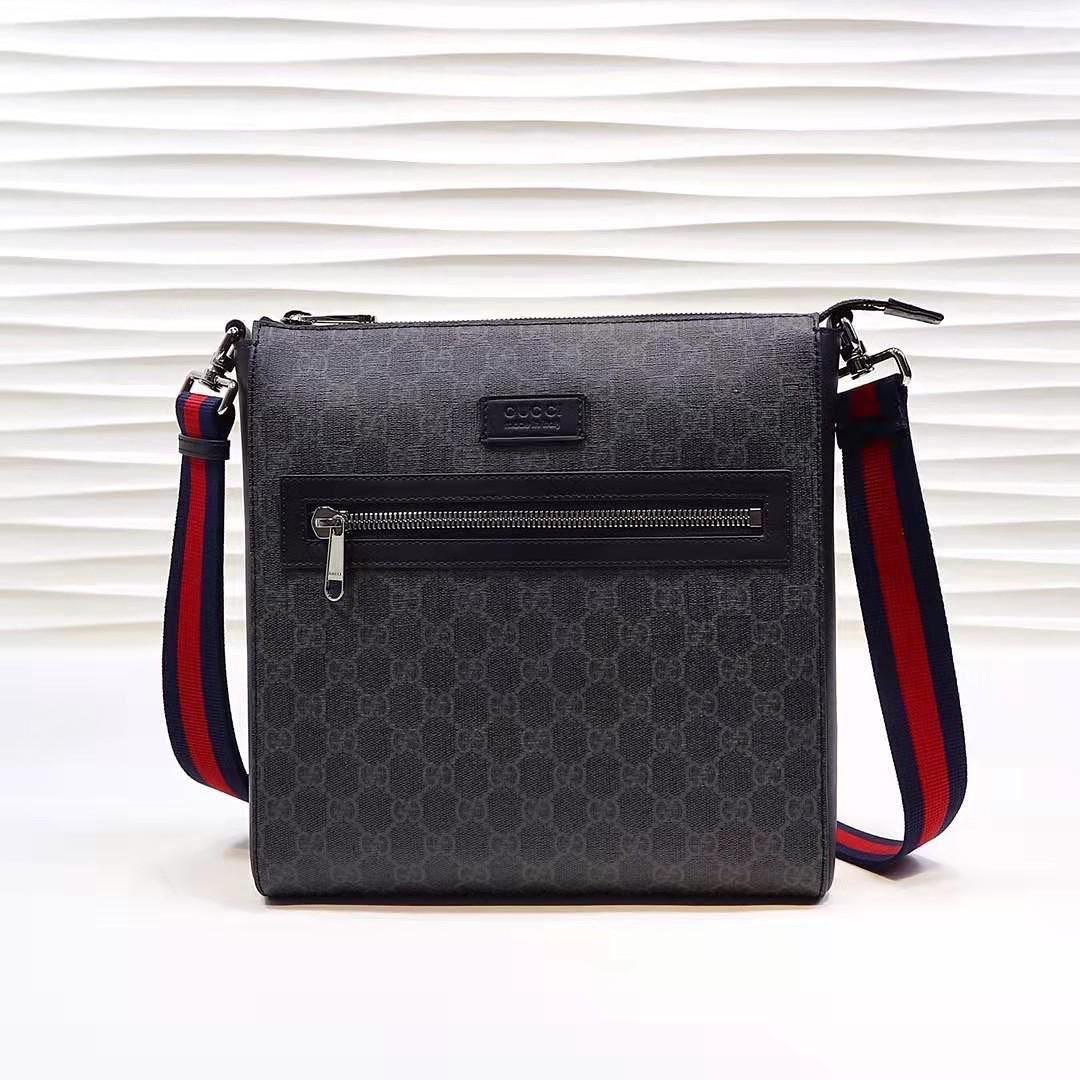 Gucci Supreme Crossbody Bag Gucci Supreme Crossbody Bag