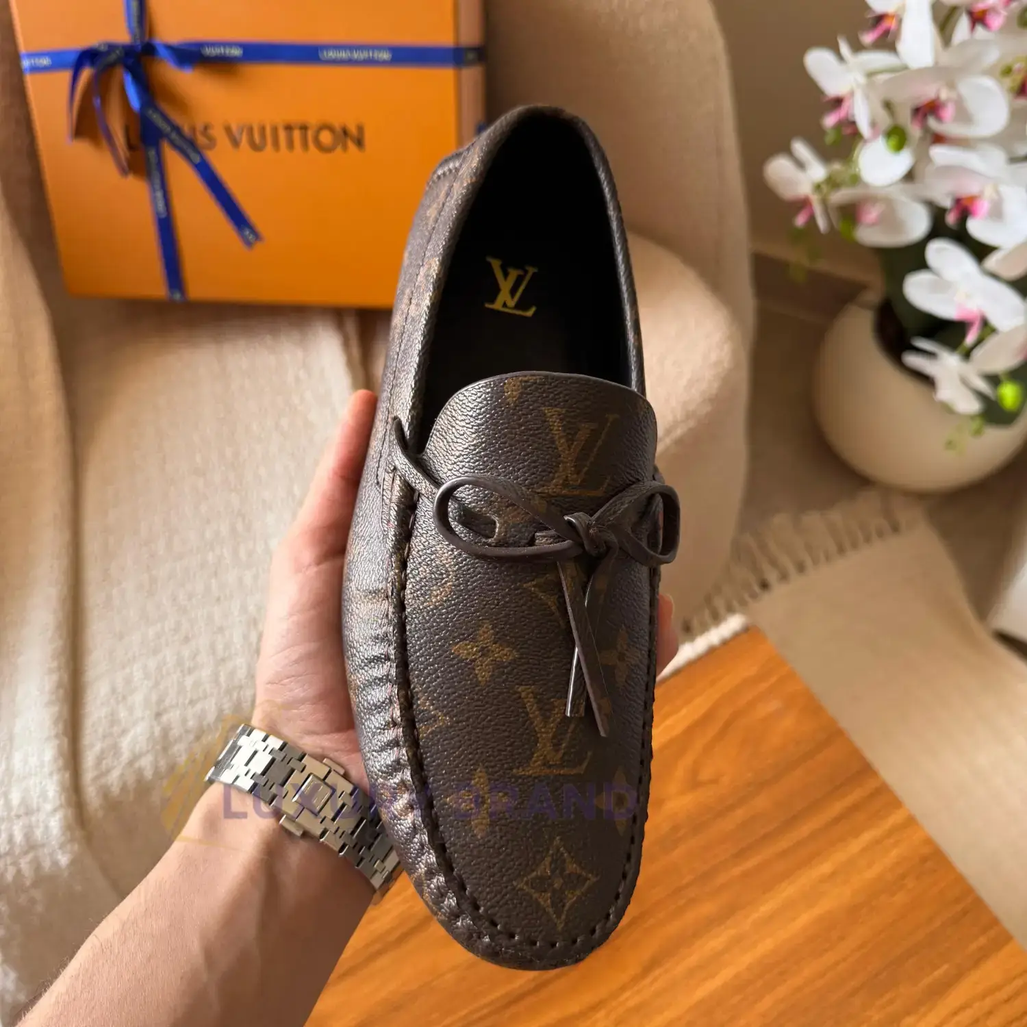 LOUIS VUITTON
